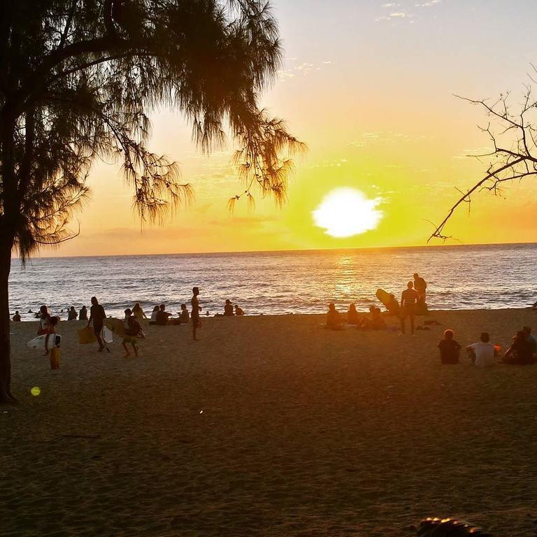 L'Abri-Cotier A 150M De La Plage De Boucan 圣吉尔莱班 外观 照片